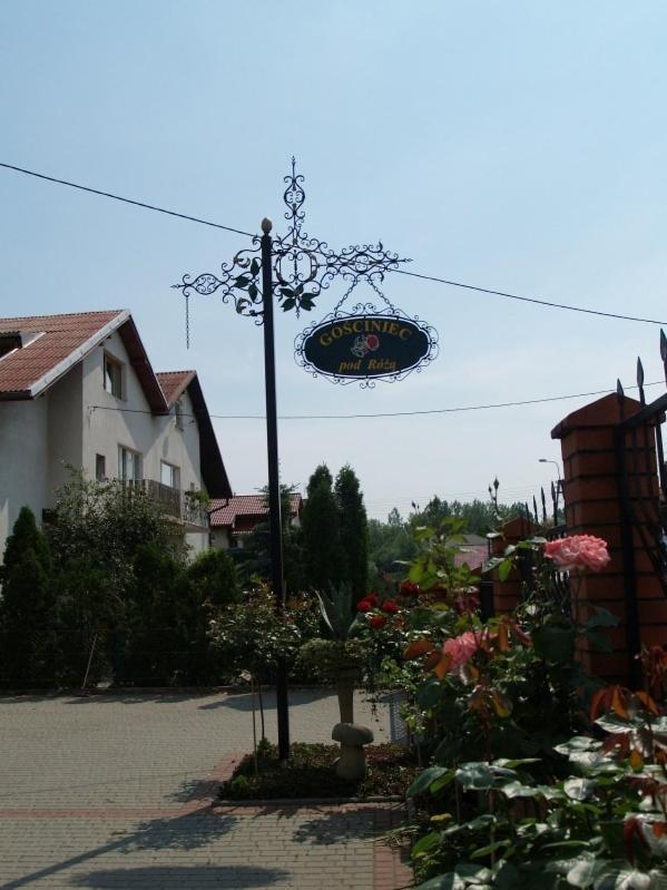 Ferienwohnung Gosciniec Pod Roza Chełmno Exterior foto