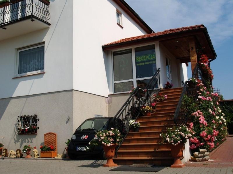 Ferienwohnung Gosciniec Pod Roza Chełmno Exterior foto
