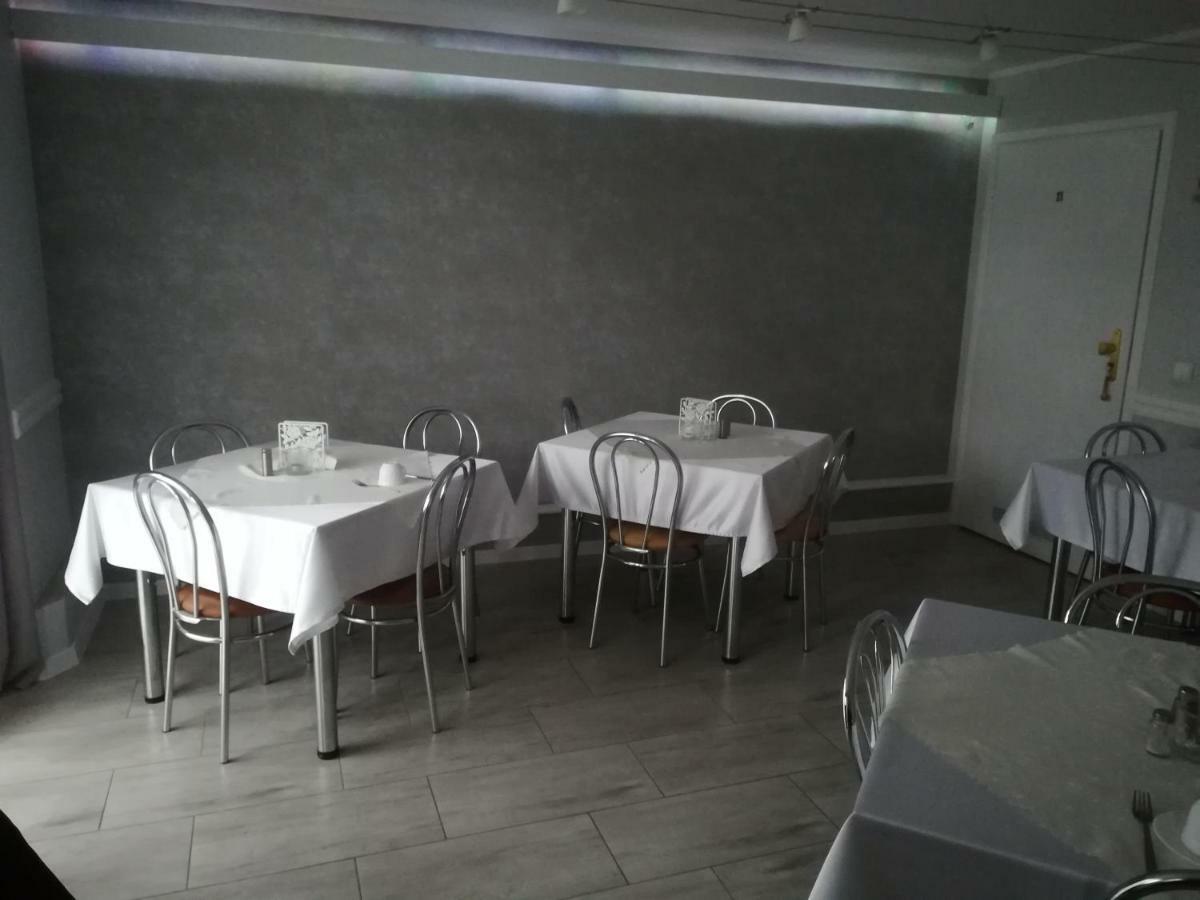 Ferienwohnung Gosciniec Pod Roza Chełmno Exterior foto